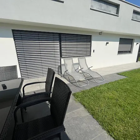 Steinlechner Apartment *